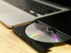 WinPE Bootable Builder搭載ツールで起動しなくなったWindowsを起動させる