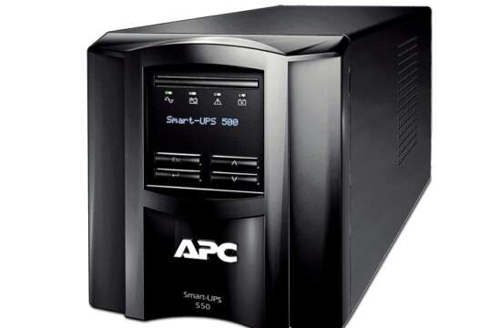 落雷や突然の停電からPCを守る!UPS(無停電電源装置)導入のメリットと失敗しない選び方